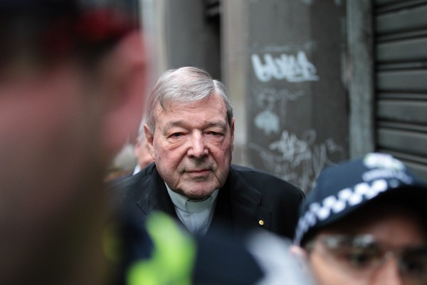 Újabb katolikus pedofil-ügy: Elítélték a Vatikán egykori pénztárosát molesztálás miatt