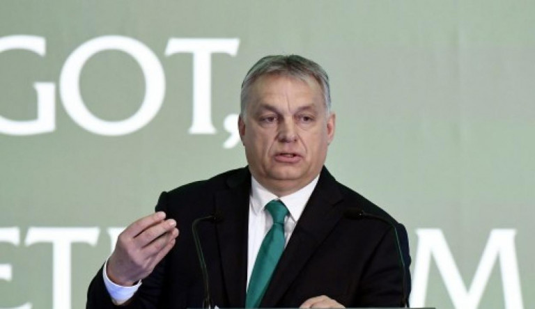 Orbán: „Nincs más, mint hogy a Jóisten kezébe kell tennem magamat”