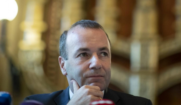 Weber: A Fidesznek minden Brüsszel- és Európai Unió-ellenes kampányt be kell szüntetnie