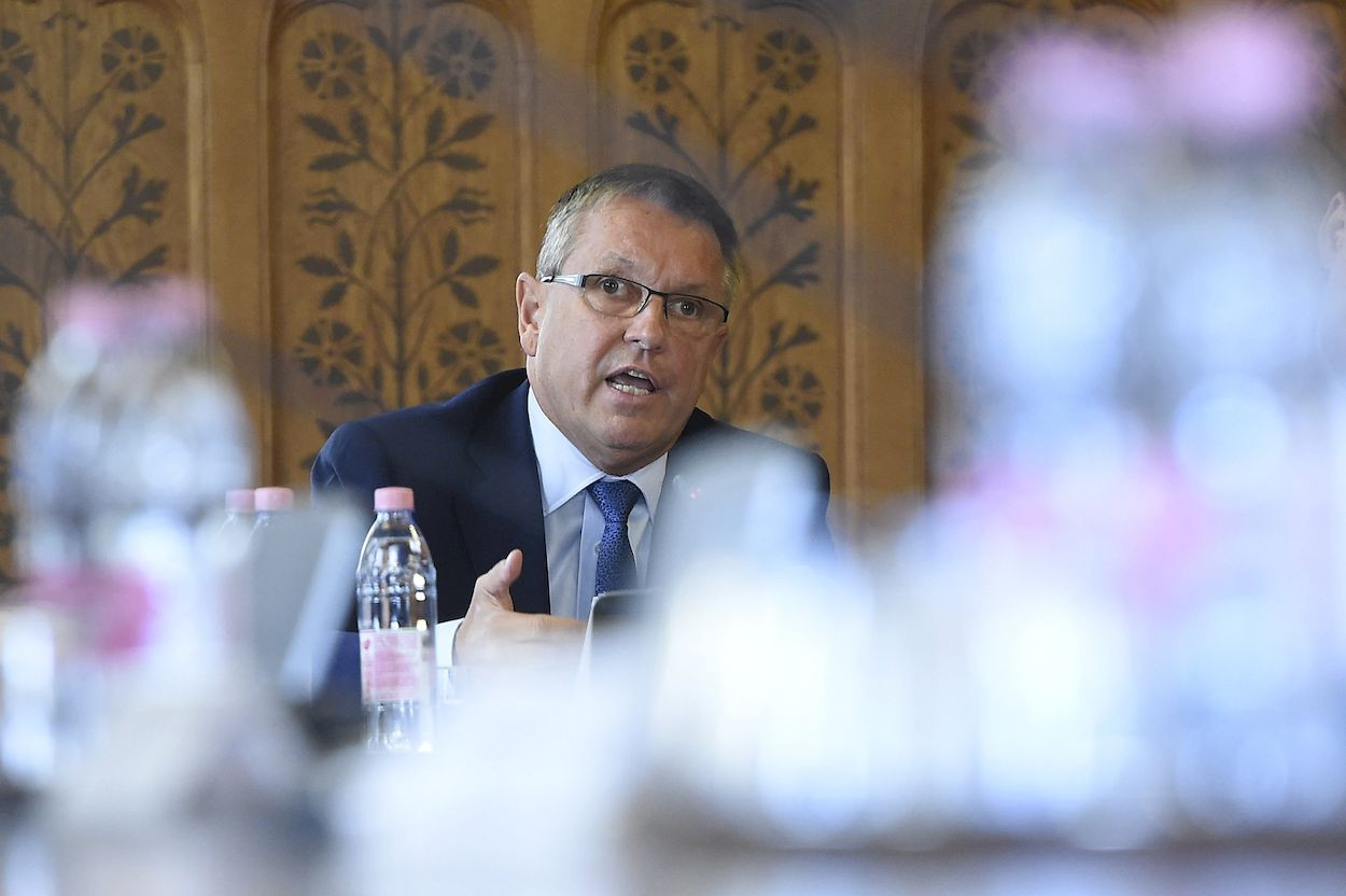 Matolcsy jegybankja: őrület és szétszórt százmilliárdok