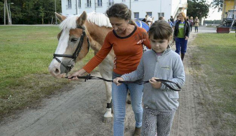 A fóti gyermekek inkább megszöknek, de nem mennek oda, ahova a kormány küldené őket