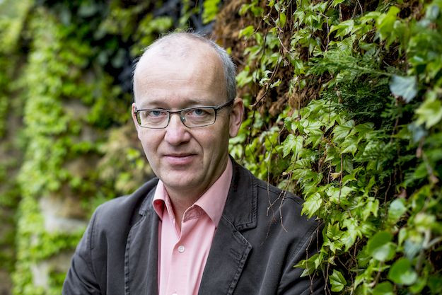 Ungváry Krisztián szerint Gulyás Gergely náci beszédet használt a Kormányinfón