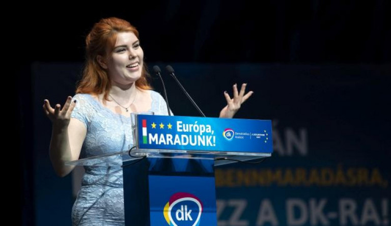 Ilyet se látni minden nap: Pilhál Tamás bocsánatot kért Nagy Blankától
