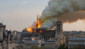 Ilyen pusztítást végzett a Notre-Dame tetőszerkezetében a tűz