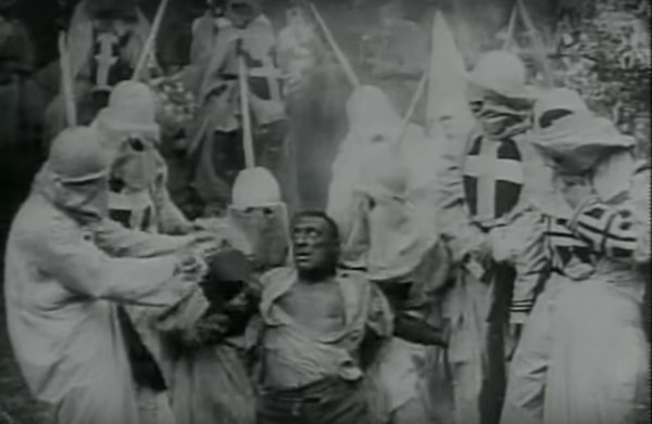 Jelenet a 1915-ös filmből
