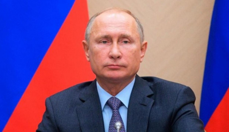 Bernard Guetta: Korántsem lehetetlen megállítani Putyint