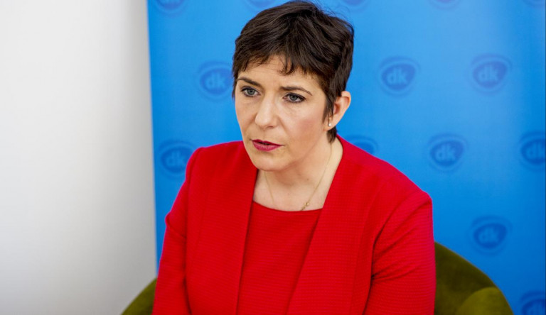 „Nem a birodalomtól fél, a birodalmát félti”  