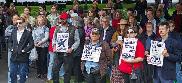 Szimpátiatüntetés 2010-ben az ausztráliai Hobartban.