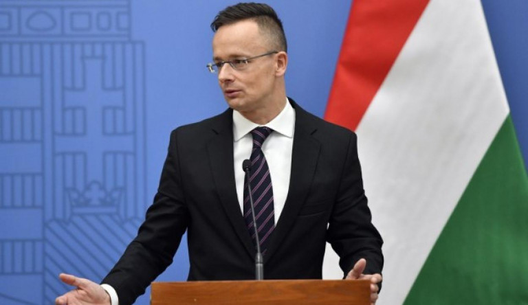1,5 milliós fizetést kap havonta Szijjártó a győri egyetem kuratóriumi tagjaként