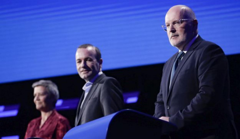 Az nem fog menni az EU-ban, hogy Putyin legjobb barátai vagyunk, és Trumphoz járulunk audienciára