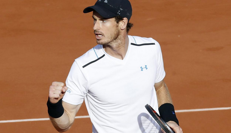 Lovaggá teniszezte magát