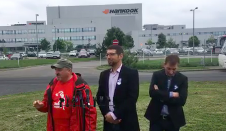 Keményen beszólt az MSZP alelnöke a trollkodó Pesti Srácok-tudósítónak