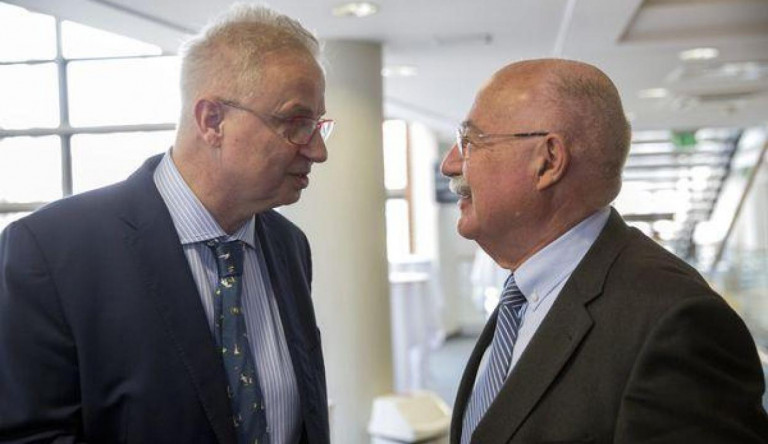 A Fidesz listavezetője nem eszelős, és a kormányközeli jogászok világában már ezt is értékelni kell