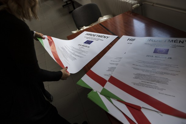 Medián: Nagyot nyer a Fidesz, bejut a Momentum