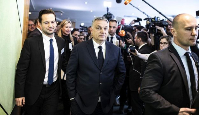 Mit hoz a választás: odaengedik-e Orbánt a tárgyalóasztalhoz, vagy csak a szélről hangoskodhat?