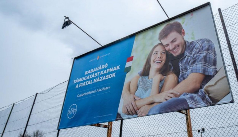Hiába a csok, kevesebb gyerek születik, fogy a magyar
