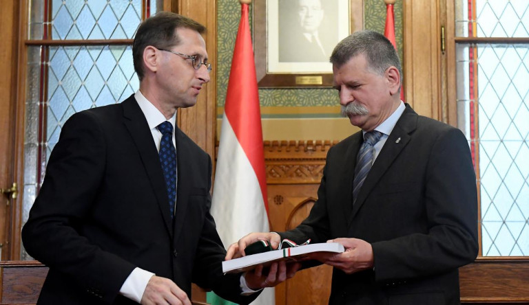 Nyugdíjemelést és családtámogatást tervez a kormány a jövő évben