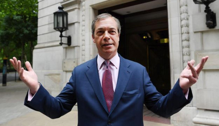 Farage pártja nem csatlakozik Salviniékhez az Európai Parlamentben
