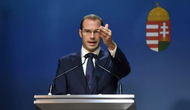 Hollik István az MTA-s intézetek államosításáról: Ez egy jó javaslat, nincs ok a visszavonására