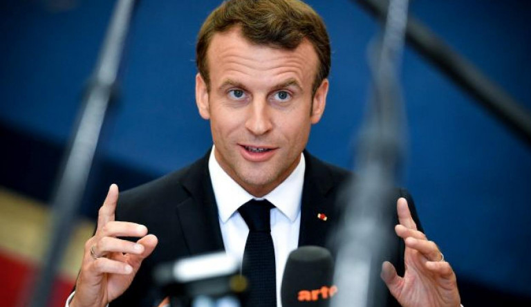 Macron bátorította a magyarországi ellenzéket