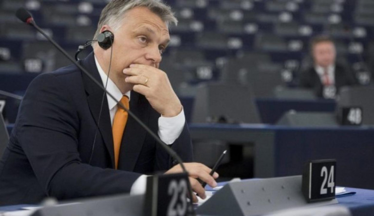 Választási autokráciának nevezi Magyarországot az EP határozattervezete