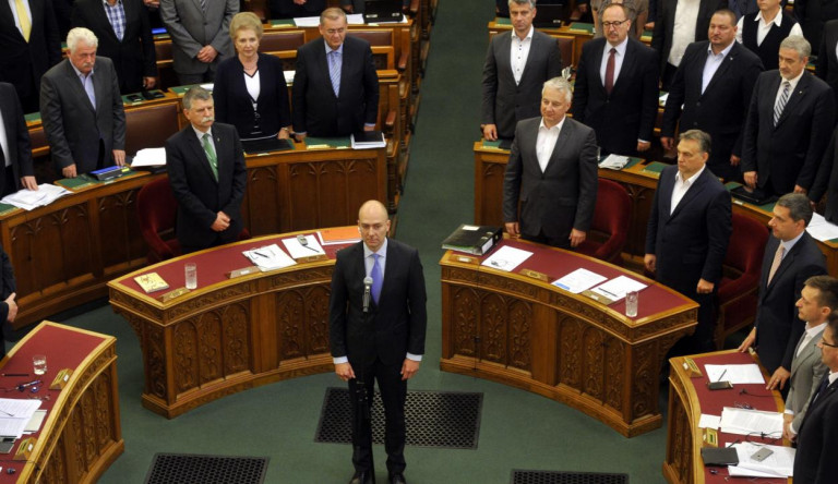 Kozma Ákost javasolja Áder új ombudsmannak