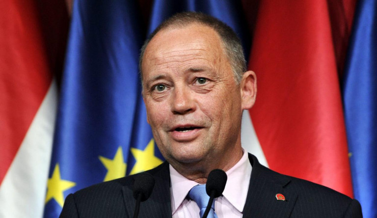 Betelt a pohár: Szanyit felfüggesztették az MSZP-ben