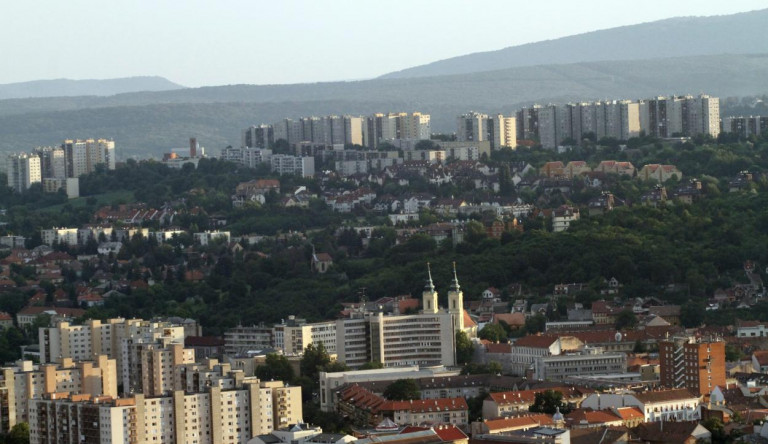 Több ezer ember maradt csőtörések miatt víz nélkül Miskolcon