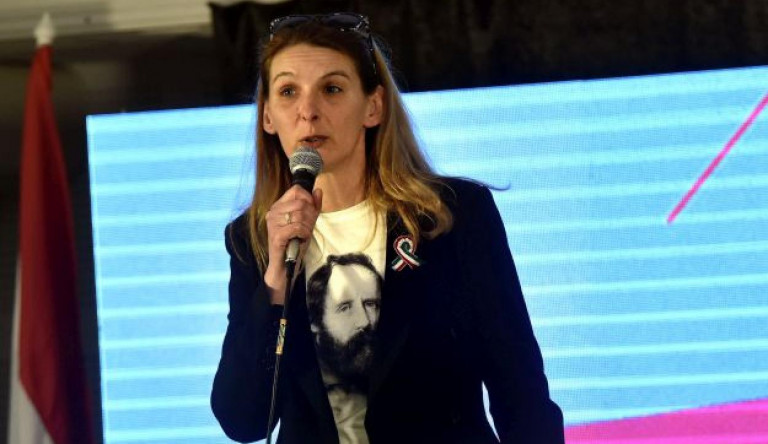 A Kétfarkú Kutya Párt Baranyi Krisztina polgármester-jelöltségét támogatja Ferencvárosban