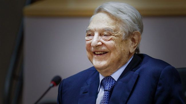 Soros 360 millió forintot ad az állam által nem támogatott magyar művészeknek