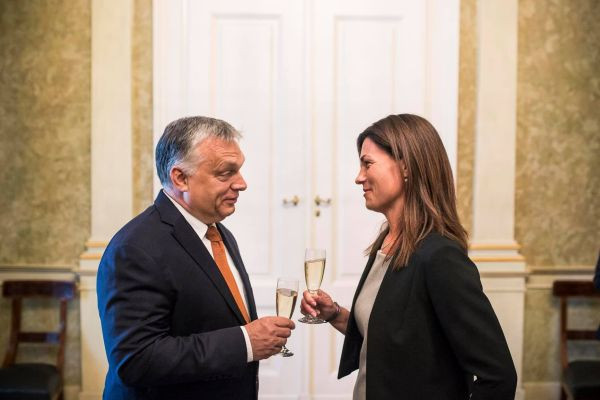 Orbán Viktor új csatárt igazolt Varga Judit személyében