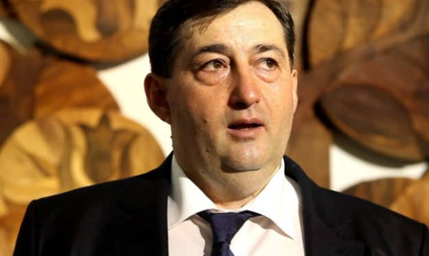 Daruval emelték be Mészárosék széfjét az új budai villába