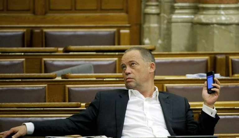 Szanyi Tibor nem az MSZP alelnöke többé