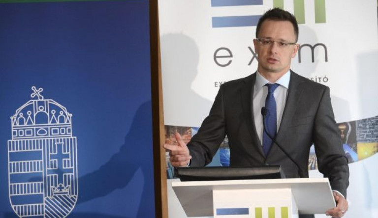 Vádat emeltek két volt eximbankos vezető ellen
