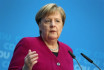 Megszólalt Merkel a kézremegéseivel kapcsolatban