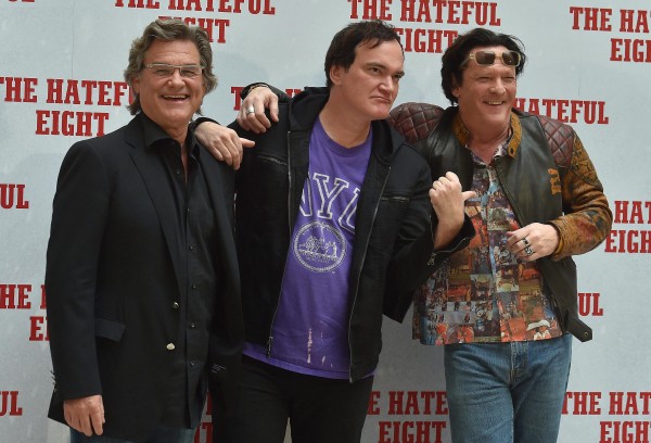 Kurt Russell, Quentin Tarantino és Michael Madsen amerikai színész az Aljas nyolcas bemutatóján