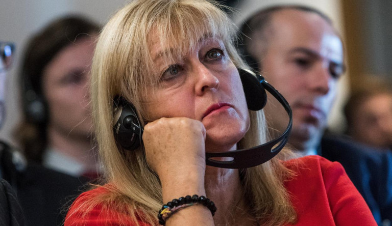 Nem politikai okokból hagyták magára Schmidt Máriát