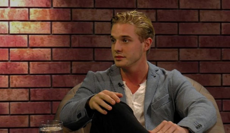 Vecsei H. Miklós meggondolta magát, most bocsánatot kér