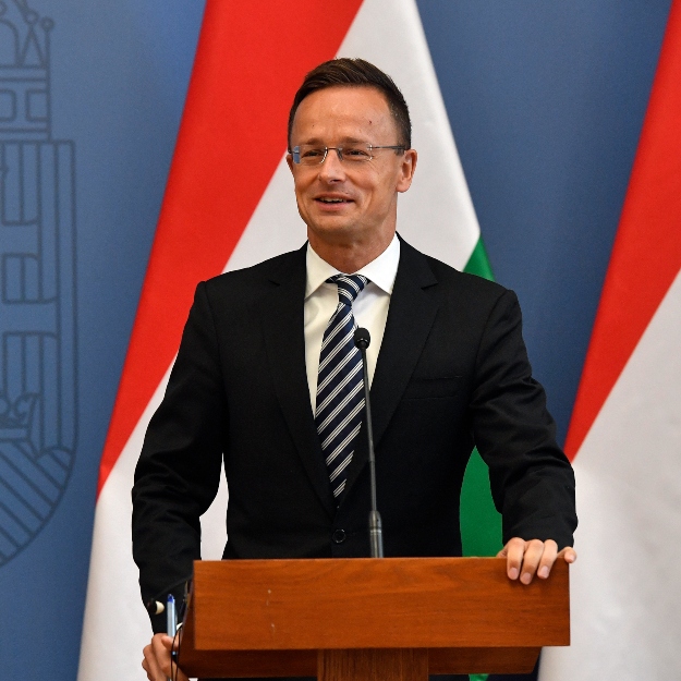 Szijjártó Péter külgazdasági és külügyminiszter a Marijana Nikolova bolgár miniszterelnök-helyettessel tartott sajtótájékoztatón Budapesten.