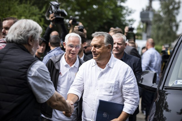 Orbán Kötcsén: Okos nemzetépítés, harcias kutyák, európai körforgalom