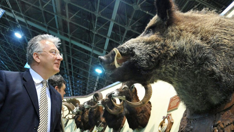 A vadászokat is bevonják a honvédelembe