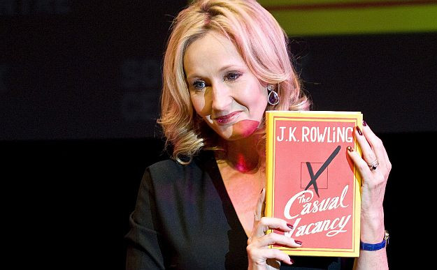 J.K. Rowling jelentős adománnyal harcol a szklerózis multiplex ellen