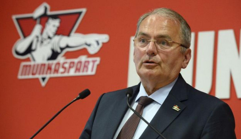 Thürmer Gyula felszólította Ukrajnát, fejezze be a háborút