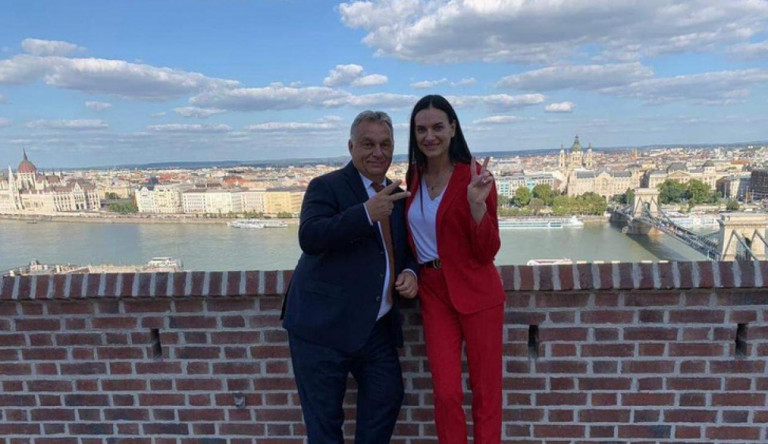Orbán ezúttal orosz sztársportolónak mutatta meg a teraszát