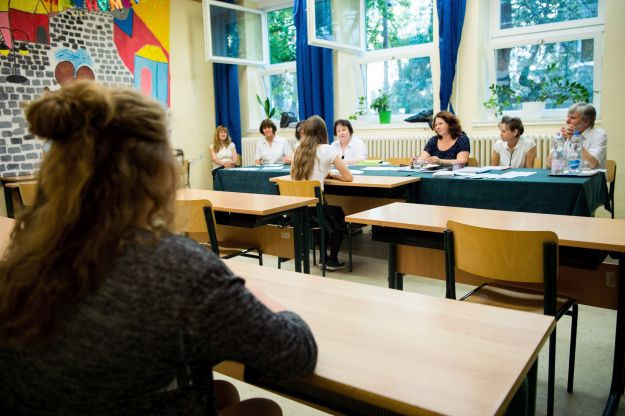 Hiába kell jövőre nyelvvizsga a felvételihez, nem lett több a nyelvtanuló