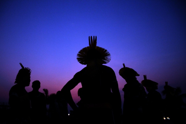 Kayapo indiánok a Bennszülött Világjátékok megnyitó ünnepségén az észak-brazíliai Palmasban 2015. október 22-én. 