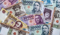 Hetente újabb történelmi mélypontra esik a forint, ma is ez történt
