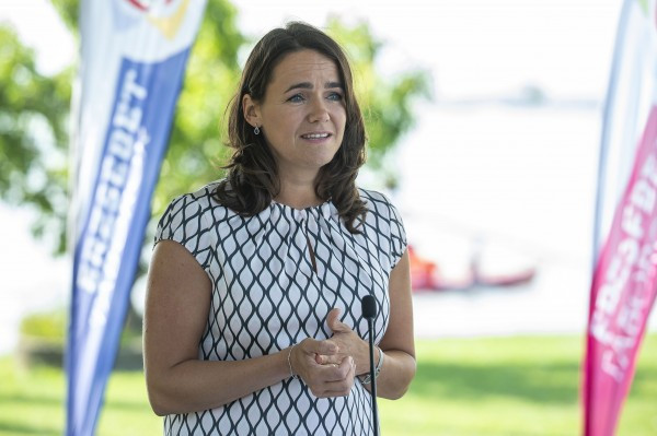 Novák Katalin megint odapörköl: „A világ úgynevezett fejlett részében” nem fontos a „családi érték”