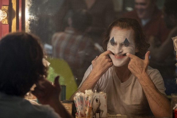 Joker szerepében Joaquin Phoenix