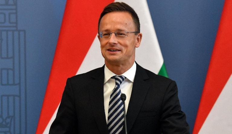 Szijjártó szerint Montenegrónak és Szerbiának 2025 előtt kellene csatlakoznia az EU-hoz